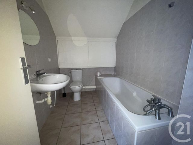Appartement F2 à louer - 2 pièces - 40.0 m2 - BOUGIVAL - 78 - ILE-DE-FRANCE - Century 21 M.B Immo