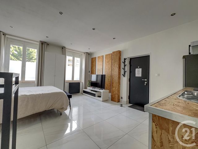 Appartement F1 à vendre - 1 pièce - 25.61 m2 - LE PORT MARLY - 78 - ILE-DE-FRANCE - Century 21 M.B Immo