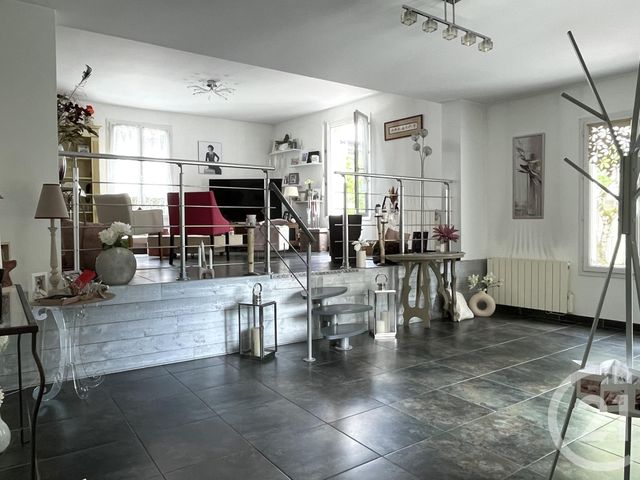 maison à louer - 5 pièces - 107.0 m2 - LOUVECIENNES - 78 - ILE-DE-FRANCE - Century 21 M.B Immo