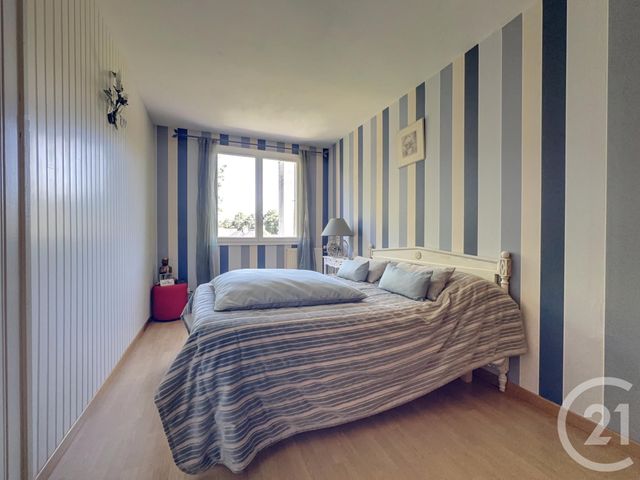 Appartement F5 à vendre - 5 pièces - 77.0 m2 - BOUGIVAL - 78 - ILE-DE-FRANCE - Century 21 M.B Immo