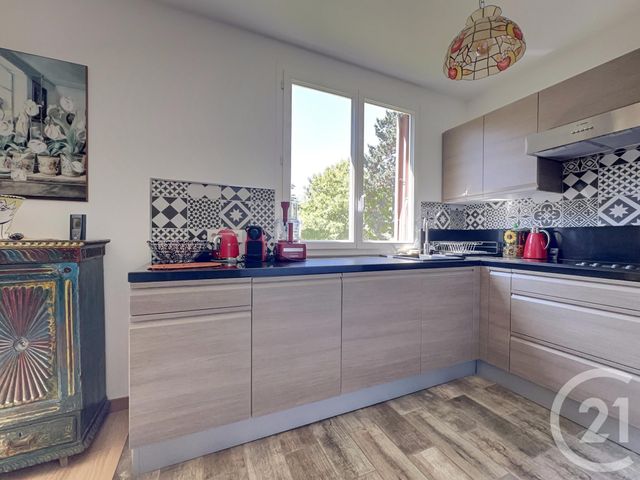 Appartement F5 à vendre - 5 pièces - 77.0 m2 - BOUGIVAL - 78 - ILE-DE-FRANCE - Century 21 M.B Immo