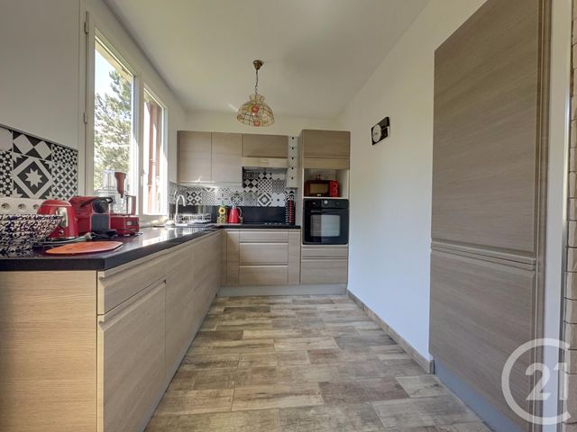 Appartement F5 à vendre - 5 pièces - 77.0 m2 - BOUGIVAL - 78 - ILE-DE-FRANCE - Century 21 M.B Immo