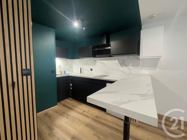 Appartement F1 à louer - 1 pièce - 21.0 m2 - LE PORT MARLY - 78 - ILE-DE-FRANCE - Century 21 M.B Immo