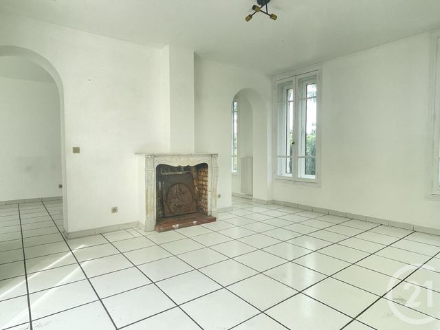 maison à louer - 5 pièces - 106.35 m2 - BOUGIVAL - 78 - ILE-DE-FRANCE - Century 21 M.B Immo
