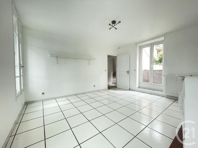 maison à louer - 5 pièces - 106.35 m2 - BOUGIVAL - 78 - ILE-DE-FRANCE - Century 21 M.B Immo