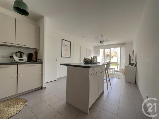 Appartement F2 à vendre - 2 pièces - 45.24 m2 - BOUGIVAL - 78 - ILE-DE-FRANCE - Century 21 M.B Immo