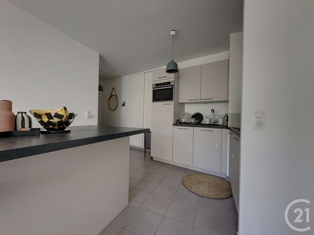 Appartement F2 à vendre - 2 pièces - 45.24 m2 - BOUGIVAL - 78 - ILE-DE-FRANCE - Century 21 M.B Immo