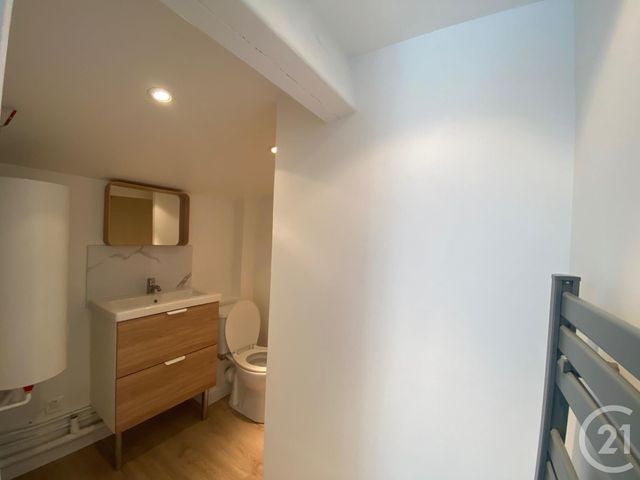 Appartement F1 à louer - 1 pièce - 18.33 m2 - BOUGIVAL - 78 - ILE-DE-FRANCE - Century 21 M.B Immo
