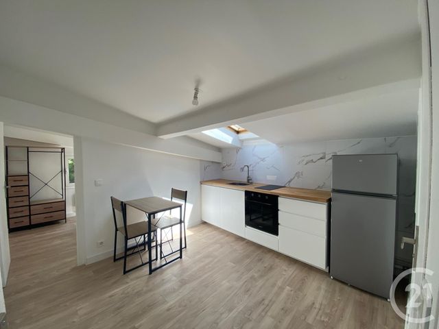 Appartement F1 à louer - 1 pièce - 18.33 m2 - BOUGIVAL - 78 - ILE-DE-FRANCE - Century 21 M.B Immo