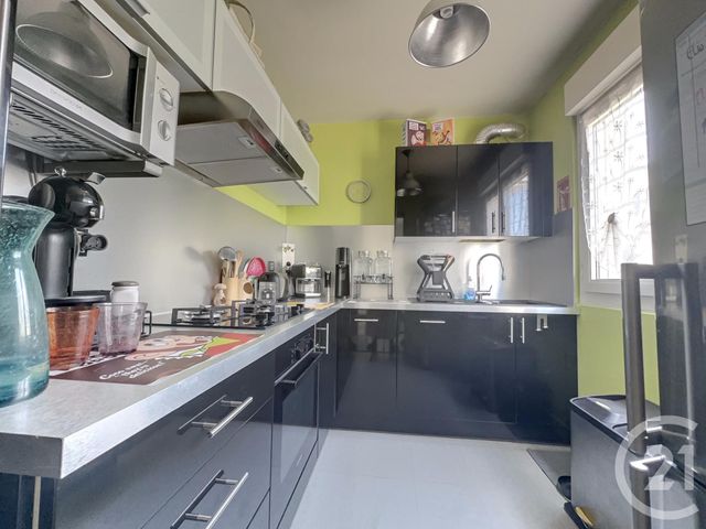 Appartement F4 à vendre - 4 pièces - 64.0 m2 - BOUGIVAL - 78 - ILE-DE-FRANCE - Century 21 M.B Immo