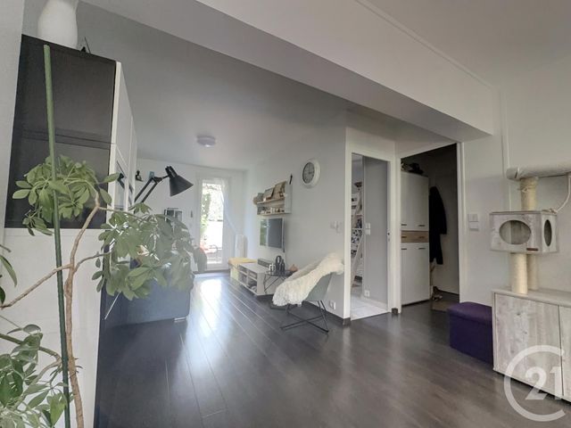 Appartement F4 à vendre - 4 pièces - 64.0 m2 - BOUGIVAL - 78 - ILE-DE-FRANCE - Century 21 M.B Immo
