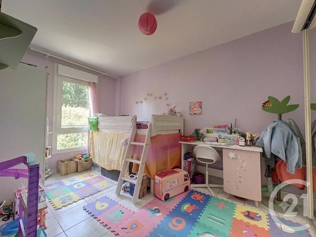 Appartement F4 à vendre - 4 pièces - 64.0 m2 - BOUGIVAL - 78 - ILE-DE-FRANCE - Century 21 M.B Immo