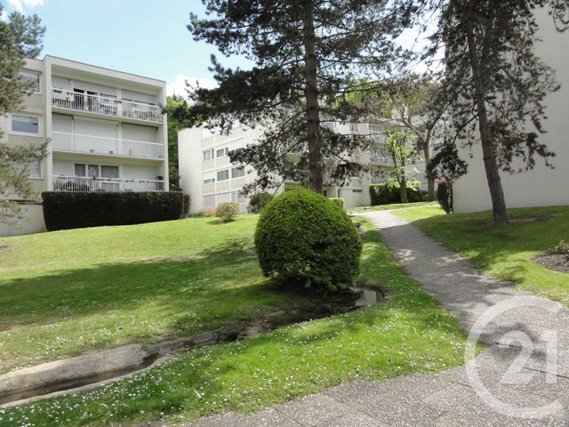 Appartement F3 à louer - 3 pièces - 66.16 m2 - BOUGIVAL - 78 - ILE-DE-FRANCE - Century 21 M.B Immo