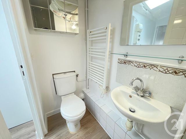 Appartement F1 à louer - 1 pièce - 18.0 m2 - BOUGIVAL - 78 - ILE-DE-FRANCE - Century 21 M.B Immo
