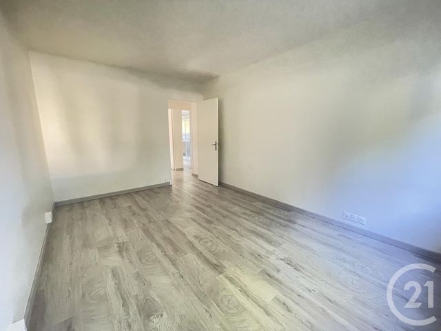 Appartement à louer - 3 pièces - 72.0 m2 - BOUGIVAL - 78 - ILE-DE-FRANCE - Century 21 M.B Immo