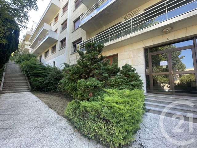 Appartement à louer - 3 pièces - 72.0 m2 - BOUGIVAL - 78 - ILE-DE-FRANCE - Century 21 M.B Immo