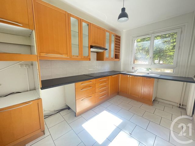 Appartement à louer - 3 pièces - 72.0 m2 - BOUGIVAL - 78 - ILE-DE-FRANCE - Century 21 M.B Immo