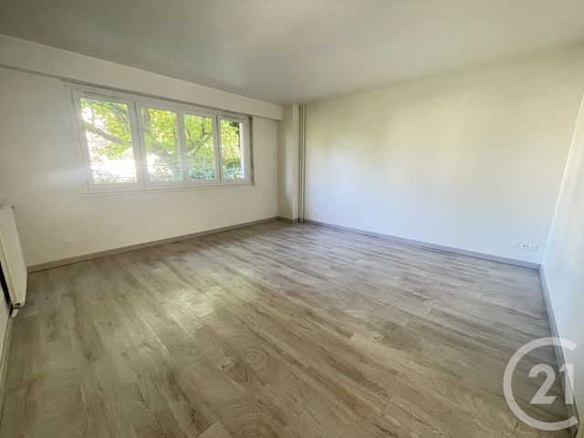 Appartement à louer - 3 pièces - 72.0 m2 - BOUGIVAL - 78 - ILE-DE-FRANCE - Century 21 M.B Immo