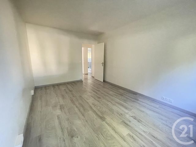 Appartement à louer - 3 pièces - 72.0 m2 - BOUGIVAL - 78 - ILE-DE-FRANCE - Century 21 M.B Immo