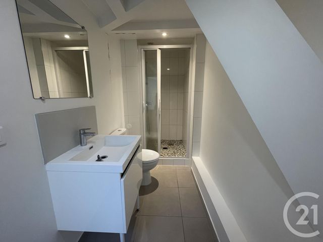 Appartement F2 à louer - 2 pièces - 39.44 m2 - RUEIL MALMAISON - 92 - ILE-DE-FRANCE - Century 21 M.B Immo