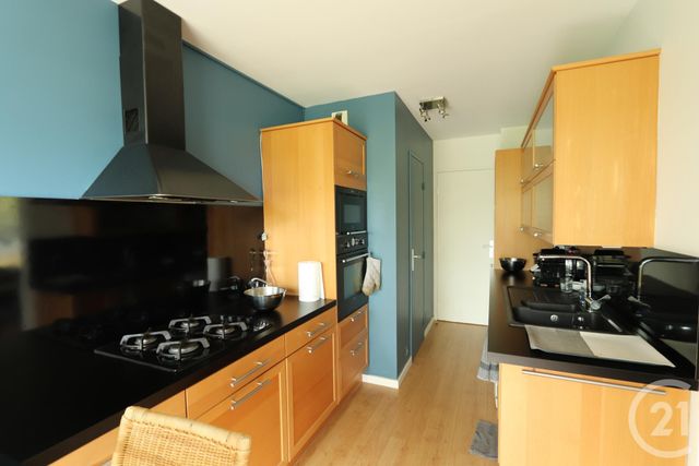 Appartement F2 à louer - 2 pièces - 58.63 m2 - BOUGIVAL - 78 - ILE-DE-FRANCE - Century 21 M.B Immo