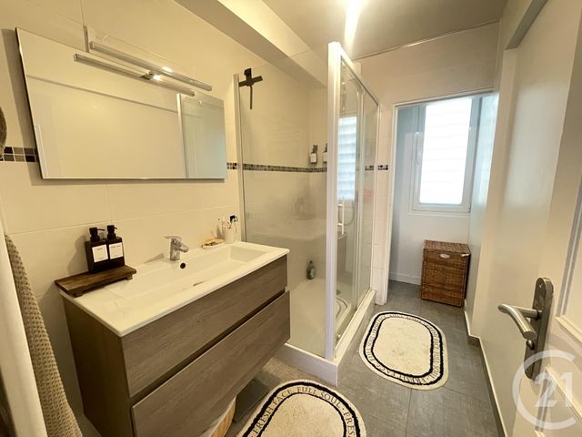 Appartement F3 à louer - 3 pièces - 53.28 m2 - BOUGIVAL - 78 - ILE-DE-FRANCE - Century 21 M.B Immo