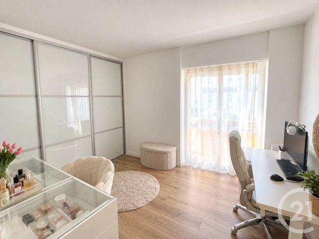 Appartement F3 à louer - 3 pièces - 53.28 m2 - BOUGIVAL - 78 - ILE-DE-FRANCE - Century 21 M.B Immo