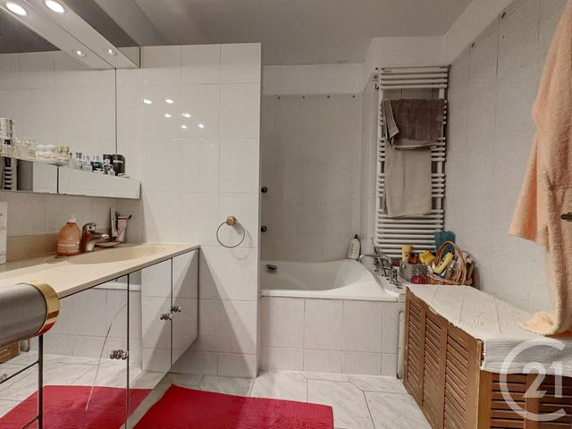 Appartement F5 à vendre - 5 pièces - 93.85 m2 - BOUGIVAL - 78 - ILE-DE-FRANCE - Century 21 M.B Immo