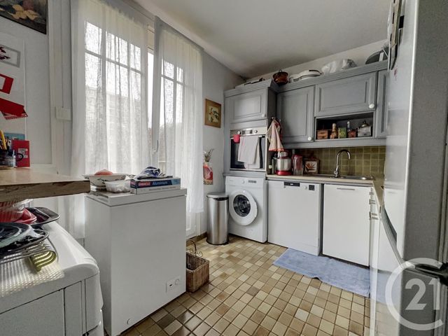 Appartement F5 à vendre - 5 pièces - 93.85 m2 - BOUGIVAL - 78 - ILE-DE-FRANCE - Century 21 M.B Immo