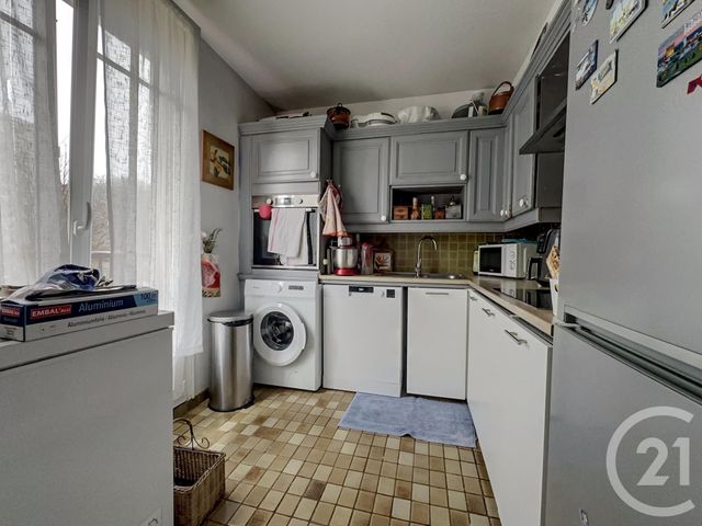 Appartement F5 à vendre - 5 pièces - 93.85 m2 - BOUGIVAL - 78 - ILE-DE-FRANCE - Century 21 M.B Immo