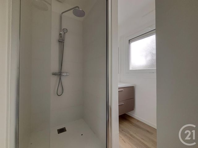 maison à louer - 5 pièces - 144.46 m2 - BOUGIVAL - 78 - ILE-DE-FRANCE - Century 21 M.B Immo