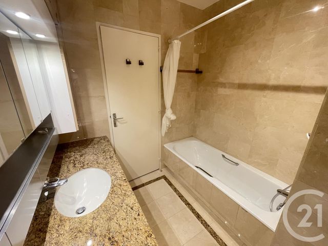 Appartement à louer - 5 pièces - 135.28 m2 - LOUVECIENNES - 78 - ILE-DE-FRANCE - Century 21 M.B Immo
